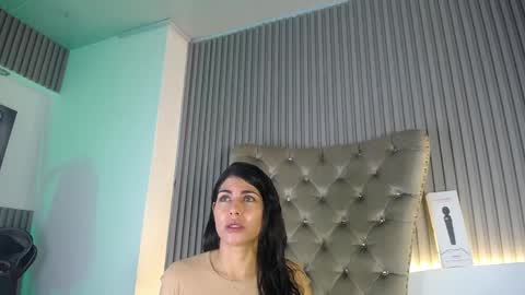Melodi online show from May 7, 1:16 pm
