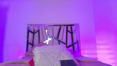    online show from January 9, 6:53 pm