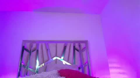 Snapshot of melody__77 chatting on July 23, 8:40 pm online show from July 23, 8:40 pm