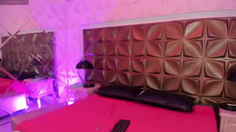Snapshot of melodyblazze chatting on June 25, 8:24 pm online show from June 25, 8:24 pm
