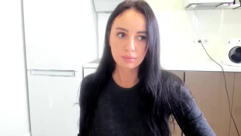 Snapshot of melodyhewit chatting on November 14, 9:19 am Masha online show from November 14, 9:19 am