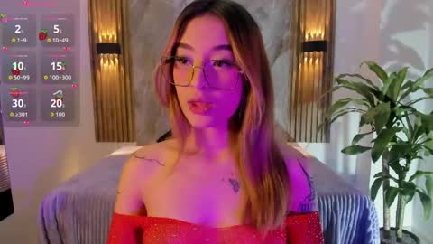 melodylanee online show from March 11, 11:05 am