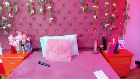 Melodysmithass online show from October 15, 2:33 am