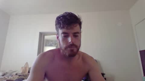 Snapshot of melting4u chatting on April 8, 12:32 am melting4u online show from April 8, 12:32 am