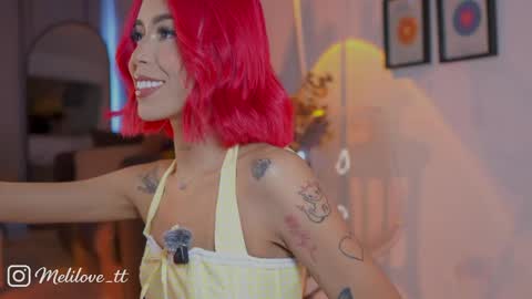 Snapshot of melytaylor_ chatting on June 5, 10:04 pm Melissa online show from June 5, 10:04 pm