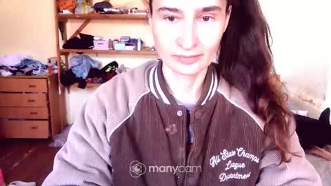 Yummygirl online show from May 4, 5:03 am