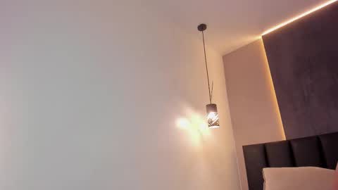  Memphis Williams  online show from November 6, 3:40 am