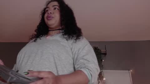  Memphis Williams  online show from November 11, 2:44 am