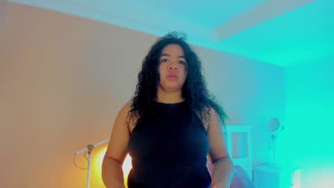  Memphis Williams  online show from June 25, 9:14 am