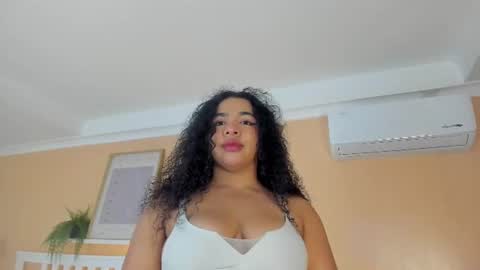  Memphis Williams  online show from June 29, 9:04 am