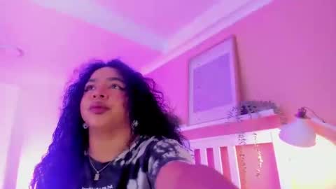  Memphis Williams  online show from July 8, 9:36 am