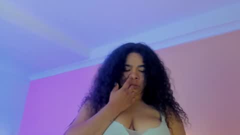  Memphis Williams  online show from August 1, 8:46 am