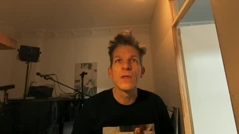 Snapshot of men2024again chatting on February 27, 8:28 am Andres online show from February 27, 8:28 am