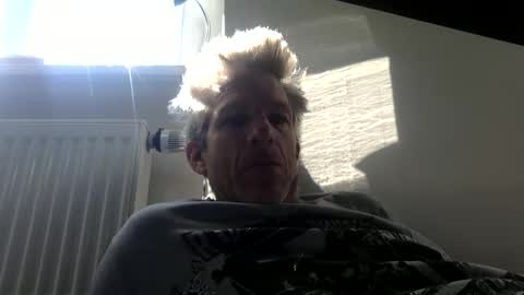 Snapshot of men2024again chatting on April 15, 8:10 am Andres online show from April 15, 8:10 am
