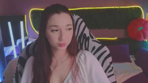 Mencialo online show from November 8, 2:23 am