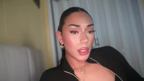 menloveava1 online show from April 12, 10:04 pm