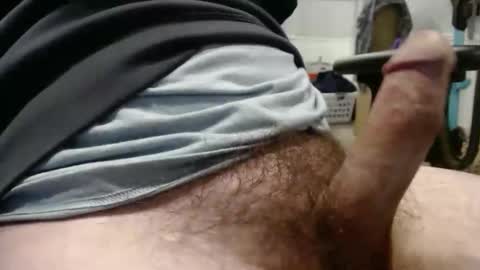 Snapshot of menuke chatting on May 17, 8:23 am Manuke online show from May 17, 8:23 am