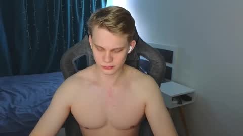 Mickey online show from February 18, 7:04 am