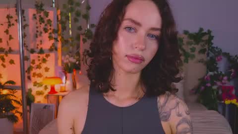 Snapshot of meow_nancy chatting on July 15, 5:12 am Heeyyooo Im Nans Subscribe to me I will be glad online show from July 15, 5:12 am