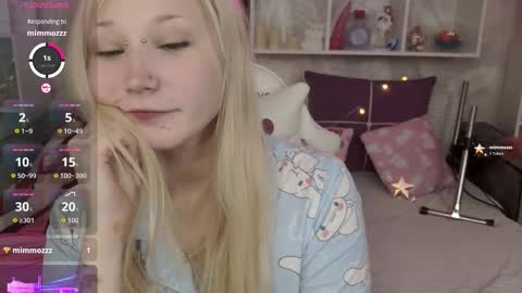 MeowkaKitty online show from December 17, 1:55 am