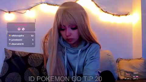 meowmelf online show from June 9, 9:26 pm