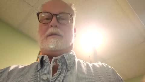 Snapshot of mer17013 chatting on February 27, 9:26 pm mer17013 online show from February 27, 9:26 pm