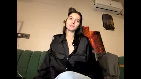 LEVA online show from November 28, 7:16 pm