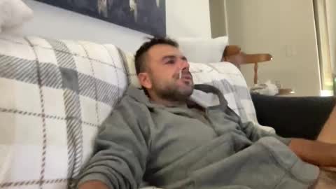 Snapshot of mercedes190d chatting on February 16, 11:28 am Mercedes190d online show from February 16, 11:28 am