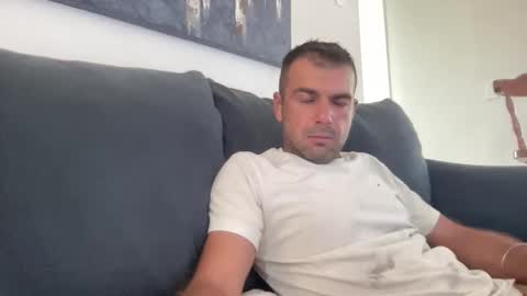 Snapshot of mercedes190d chatting on March 15, 6:47 pm Mercedes190d online show from March 15, 6:47 pm