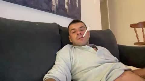 Snapshot of mercedes190d chatting on March 21, 10:42 am Mercedes190d online show from March 21, 10:42 am