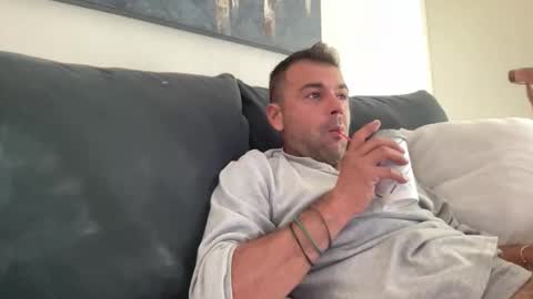 Snapshot of mercedes190d chatting on March 22, 12:08 pm Mercedes190d online show from March 22, 12:08 pm