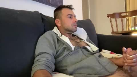 Snapshot of mercedes190d chatting on March 24, 11:04 am Mercedes190d online show from March 24, 11:04 am