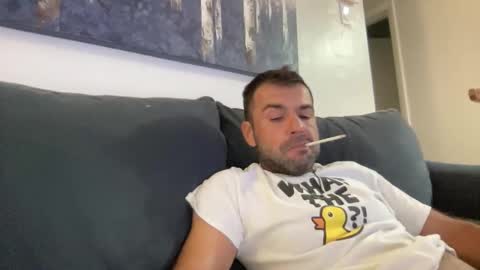 Snapshot of mercedes190d chatting on March 28, 10:04 am Mercedes190d online show from March 28, 10:04 am