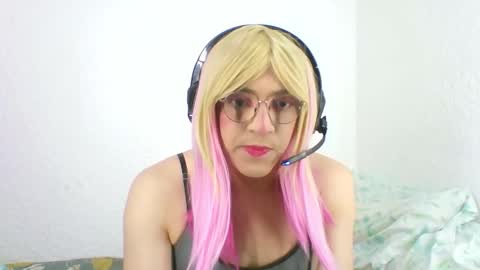 MERCIE online show from October 20, 7:03 pm