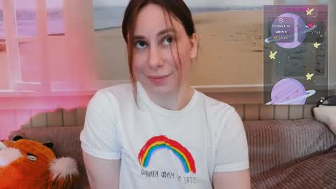 Snapshot of mercurygirlx chatting on May 5, 12:18 am Cutie online show from May 5, 12:18 am
