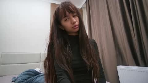 Snapshot of meriannabell chatting on January 9, 1:41 am meriannabell online show from January 9, 1:41 am
