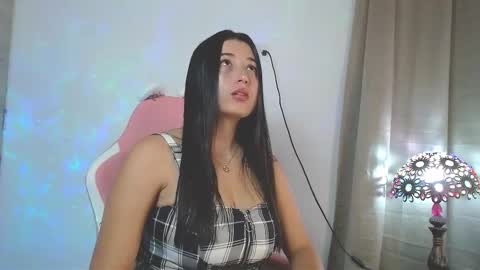 Snapshot of meridastonex chatting on January 14, 11:48 pm Merida online show from January 14, 11:48 pm