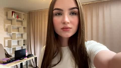 Rina online show from October 6, 6:05 pm