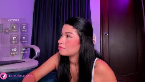 Snapshot of merlia_model chatting on September 27, 4:39 am instagram fernandatoloza01 online show from September 27, 4:39 am