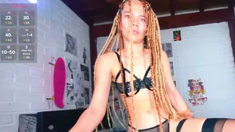 Snapshot of merlinabad chatting on December 6, 3:33 pm AURORA online show from December 6, 3:33 pm