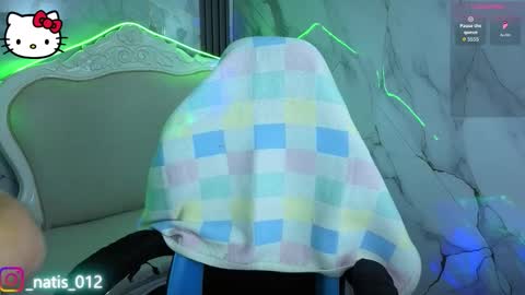 Snapshot of merloth_sub chatting on December 14, 3:12 am Merloth online show from December 14, 3:12 am