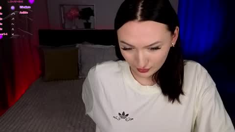 Merry online show from April 26, 9:01 pm