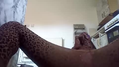 Alexismerton online show from January 21, 2:48 pm