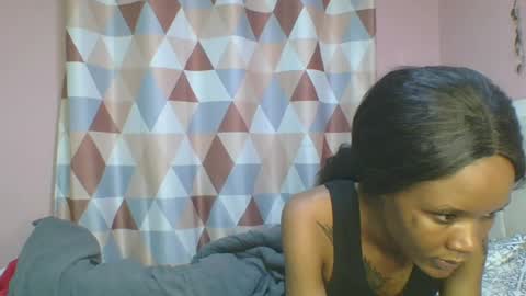 Snapshot of messyluna chatting on June 20, 6:11 pm meggy and bree online show from June 20, 6:11 pm