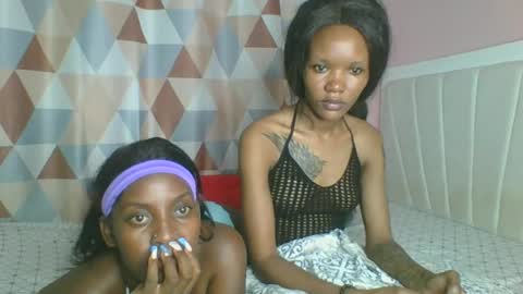 Snapshot of messyluna chatting on June 30, 6:36 am meggy and bree online show from June 30, 6:36 am
