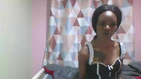 Snapshot of messyluna chatting on July 11, 6:43 pm meggy and bree online show from July 11, 6:43 pm