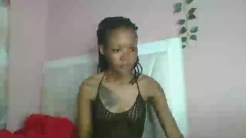 Snapshot of messyluna chatting on July 23, 9:57 pm meggy and bree online show from July 23, 9:57 pm