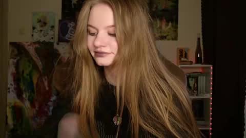 Eva online show from March 13, 2:34 pm