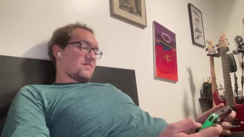 metallica92786 online show from November 13, 5:06 am