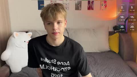 Arthur online show from April 29, 2:10 pm
